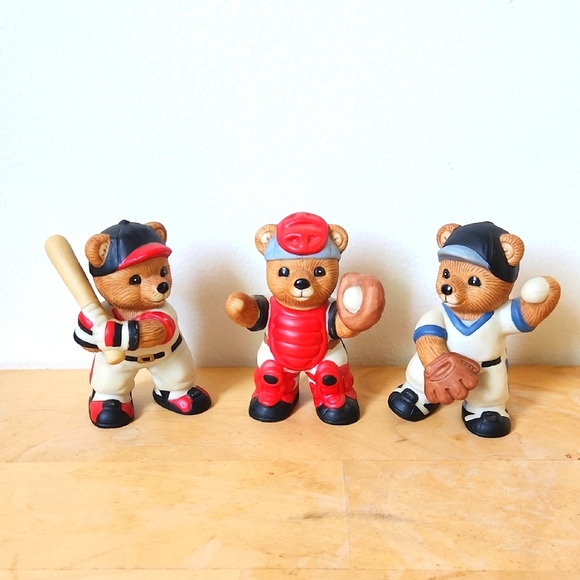Vintage Home Interiors Baseball Bears - Picture 1 of 9